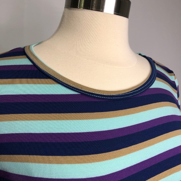 LuLaRoe Womens Tee Size M - Picture 3 of 5